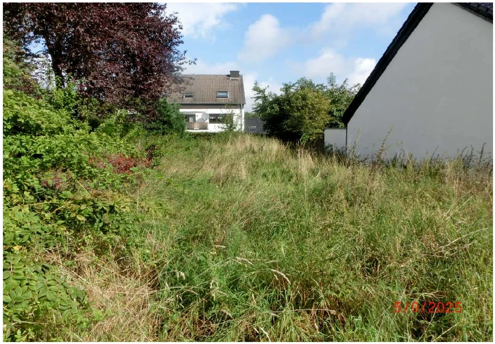 unbebautes, erschlossenes Grundstück in Much — Bild 3