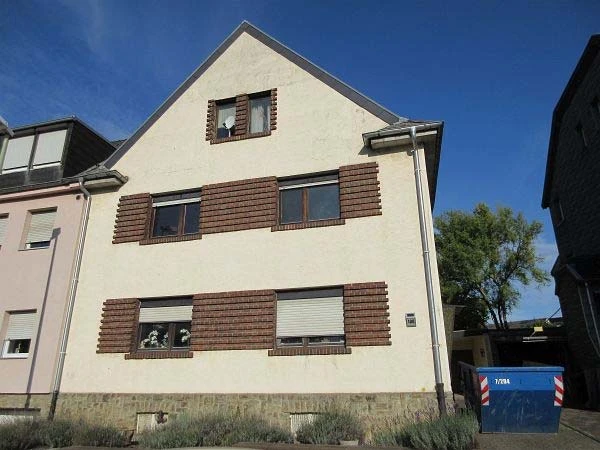 Zweifamilienhaus, Garage in Stolberg — Bild 2