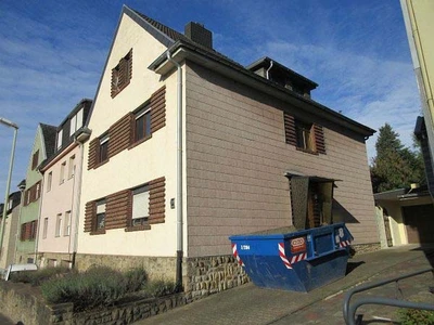 Zweifamilienhaus, Garage in Stolberg