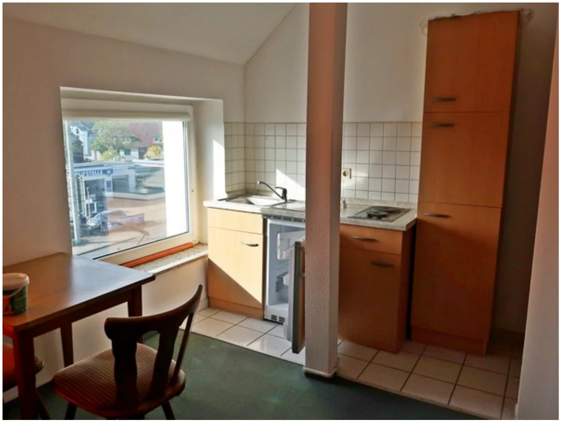 Mehrfamilienhaus und Hofgebäude in Bochum — Bild 3