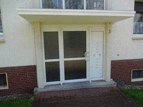 Eigentumswohnung (1 bis 2 Zimmer), Wohnungseigenntum im Dachgeschoss rechts in Bochum — Bild 3