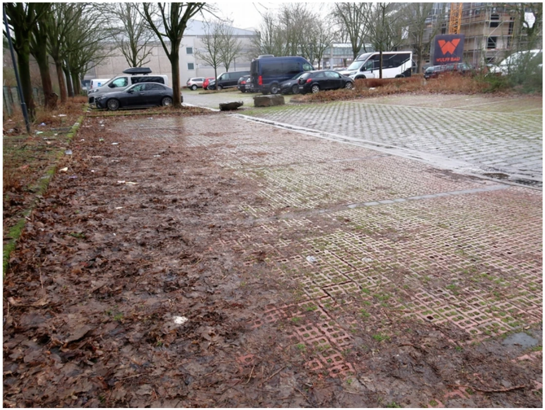 unbebautes Grundstück, Kfz-Stellplätze in Bochum — Bild 3