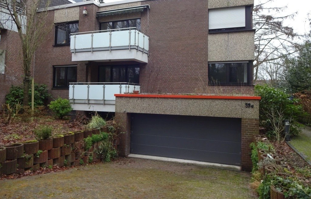 sonstiges Teileigentum (z.B. Keller, Hobbyraum), Kfz-Stellplatz, Garage, Eigentumswohnung (3 bis 4 Zimmer), Doppelgarage mit Sondernutzungsrecht an der Garagenzufahrt in Bochum — Bild 3
