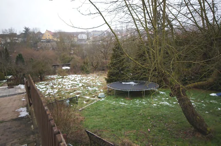 Kfz-Stellplatz, Garage, Einfamilienhaus in Warburg — Bild 3