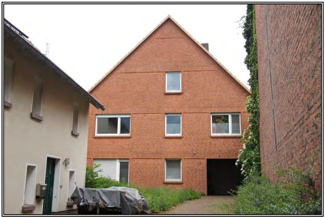Zweifamilienhaus, Garage in Borgentreich — Bild 2