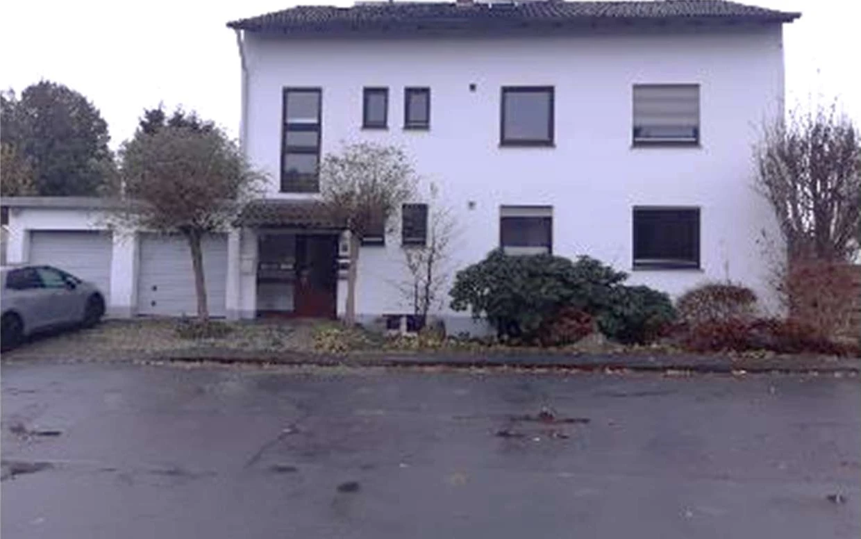Zweifamilienhaus mit Doppelgarage in Minden
