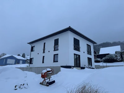 2-geschossiges Einfamilienhaus und Doppelgarage in Hille