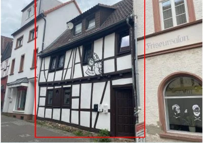 Wohn-/Geschäftshaus, unbebautes Grundstück in Friedberg