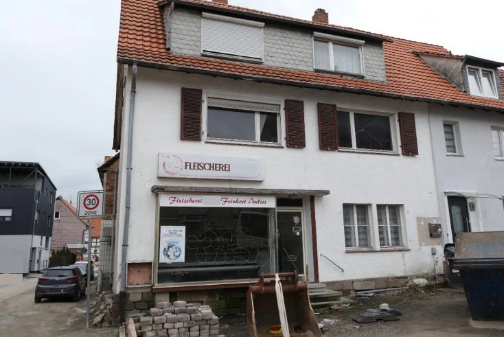 Wohn-/Geschäftshaus in Calden — Bild 3