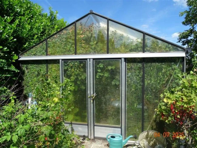 unbebautes Grundstück, Baugrundstück, Zweifamilienhaus, sonstiges Teileigentum (z.B. Keller, Hobbyraum), Eigentumswohnung (3 bis 4 Zimmer), Zweifamilienhaus, sonstiges Teileigentum (z.B. Keller, Hobbyraum), Eigentumswohnung (ab 5 Zimmer) in Marienheide — Bild 2