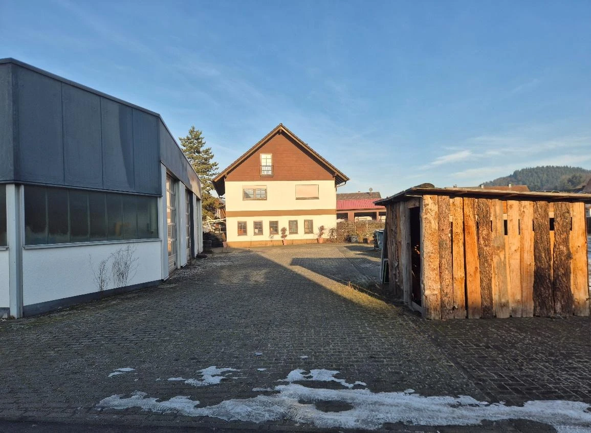 Wohn-/Geschäftshaus in Biedenkopf — Bild 2