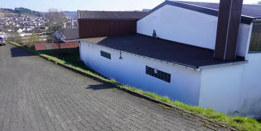 Gewerbeeinheit (z.B. Laden, Büro) in Breidenbach