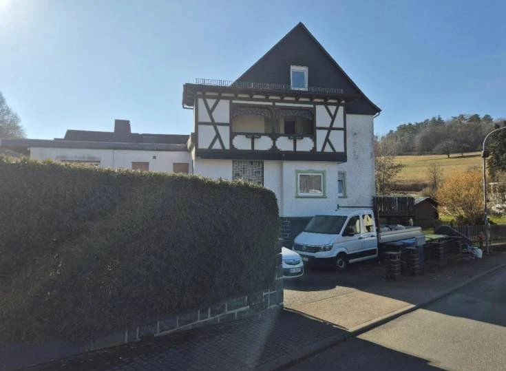 Zweifamilienhaus, Eigentumswohnung (3 bis 4 Zimmer) in Steffenberg — Bild 2