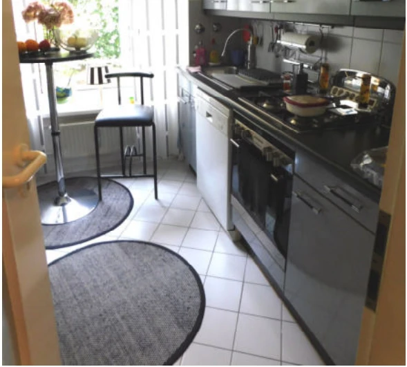 Eigentumswohnung (1 bis 2 Zimmer), Kfz-Stellplatz in Berlin — Bild 3