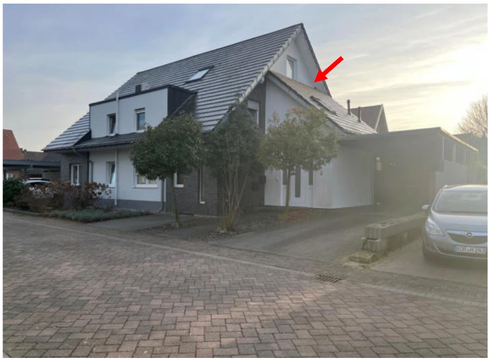 Zweifamilienhaus, Kfz-Stellplatz, Garage, Doppelhaushälfte, Carport nicht legitimiert in Vreden