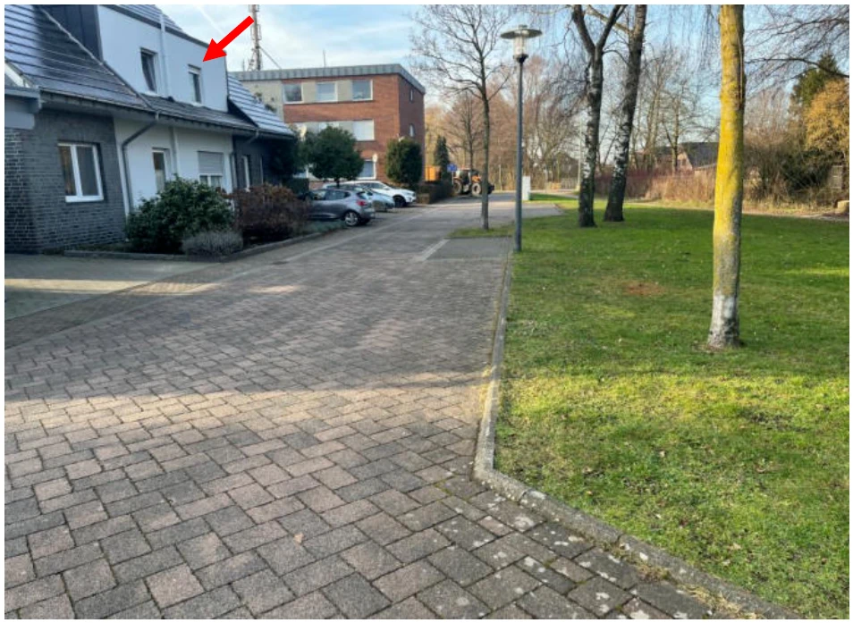 Zweifamilienhaus, Kfz-Stellplatz, Garage, Doppelhaushälfte, Carport nicht legitimiert in Vreden — Bild 3