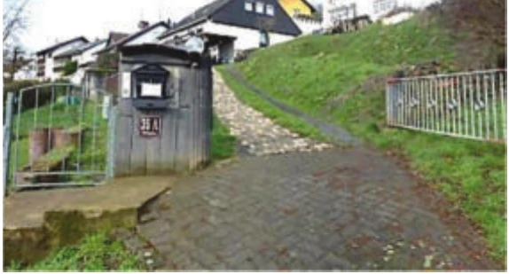 Einfamilienhaus, Kfz-Stellplatz in Bad Soden-Salmünster — Bild 3