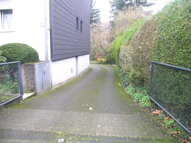 Mehrfamilienhaus in Düsseldorf — Bild 3