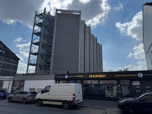 Gewerbeeinheit (z.B. Laden, Büro), Ladenlokal im Erdgeschoss in Düsseldorf — Bild 3