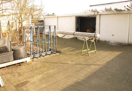 Mehrfamilienhaus, mit Garagen in Düsseldorf — Bild 3
