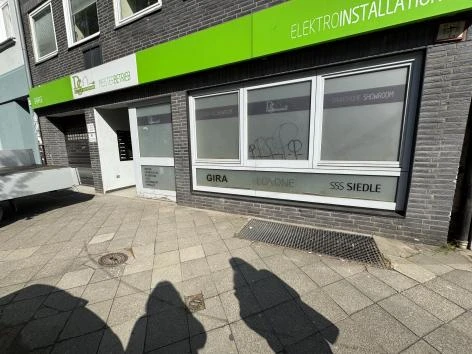 Wohn-/Geschäftshaus in Düsseldorf — Bild 2