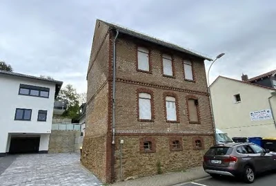 Wohn-/Geschäftshaus in Hermannstein