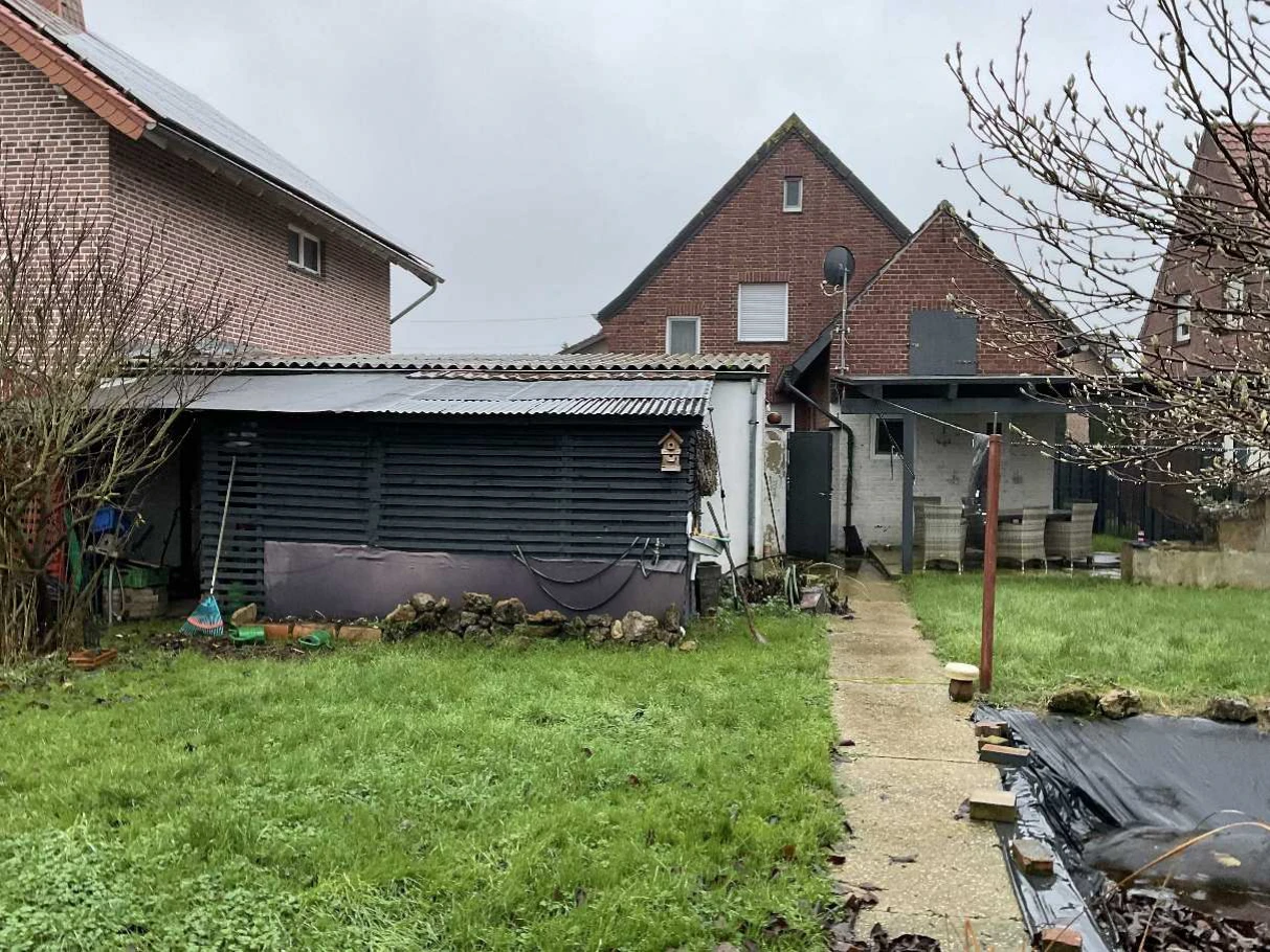 Garage, Einfamilienhaus, Anbau und Nebengebäude in Heinsberg — Bild 3