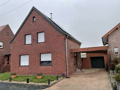 Garage, Einfamilienhaus, Anbau und Nebengebäude in Heinsberg