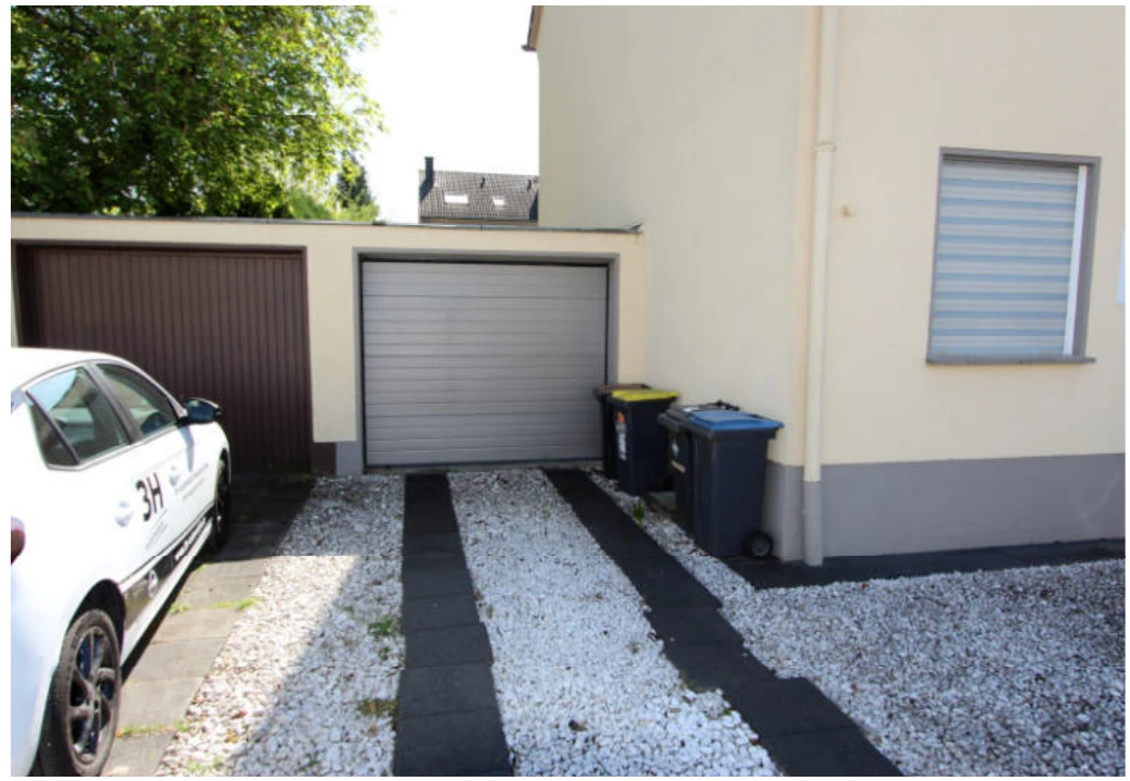 Garage, Einfamilienhaus in Köln — Bild 3