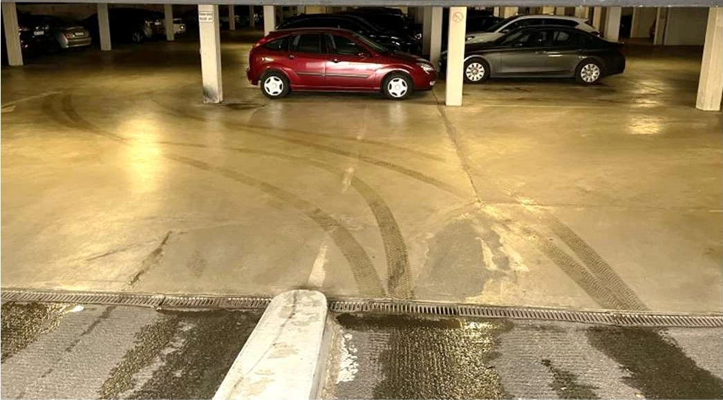 Kfz-Stellplatz (Tiefgarage) in Köln — Bild 2