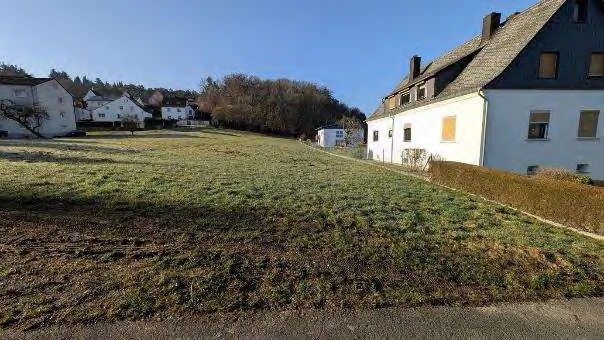 unbebautes Grundstück in Ehringshausen — Bild 2