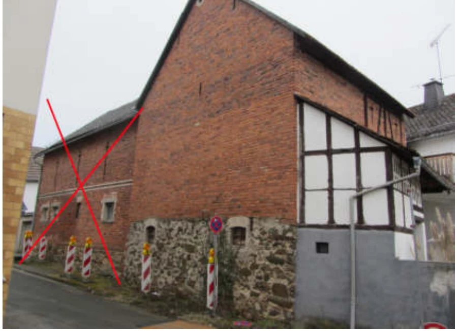 Einfamilienwohnhaus mit Scheune in Wetzlar — Bild 2