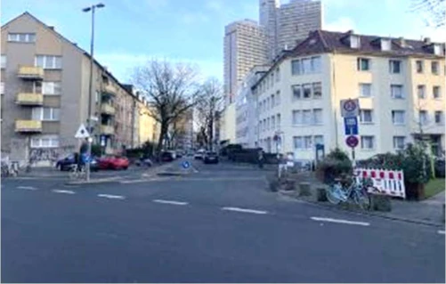 Kfz-Stellplatz (Tiefgarage) in Köln — Bild 2