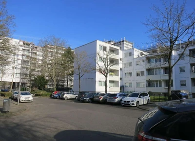 Mehrfamilienhaus, Eigentumswohnung (1 bis 2 Zimmer) in Köln