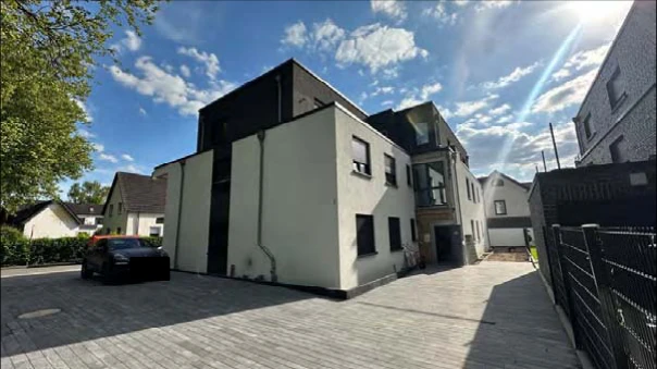Eigentumswohnung (3 bis 4 Zimmer) in Duisburg — Bild 2