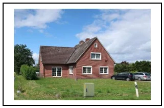 Einfamilienhaus, Landwirtschaftsfläche und Waldfläche in Weener