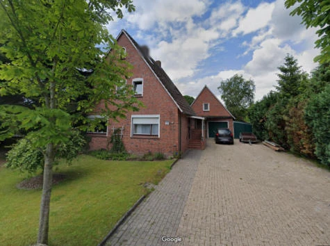 Einfamilienhaus, Einfamilienhaus mit Nebengeb&auml;uden in Rhauderfehn