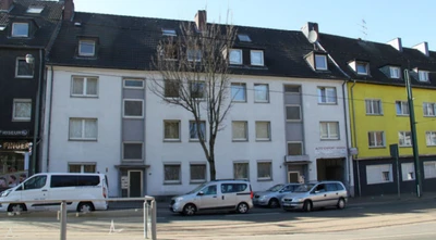 Wohn- u. Teileigentum in einem Mfw mit Hofgebäuden: in Essen