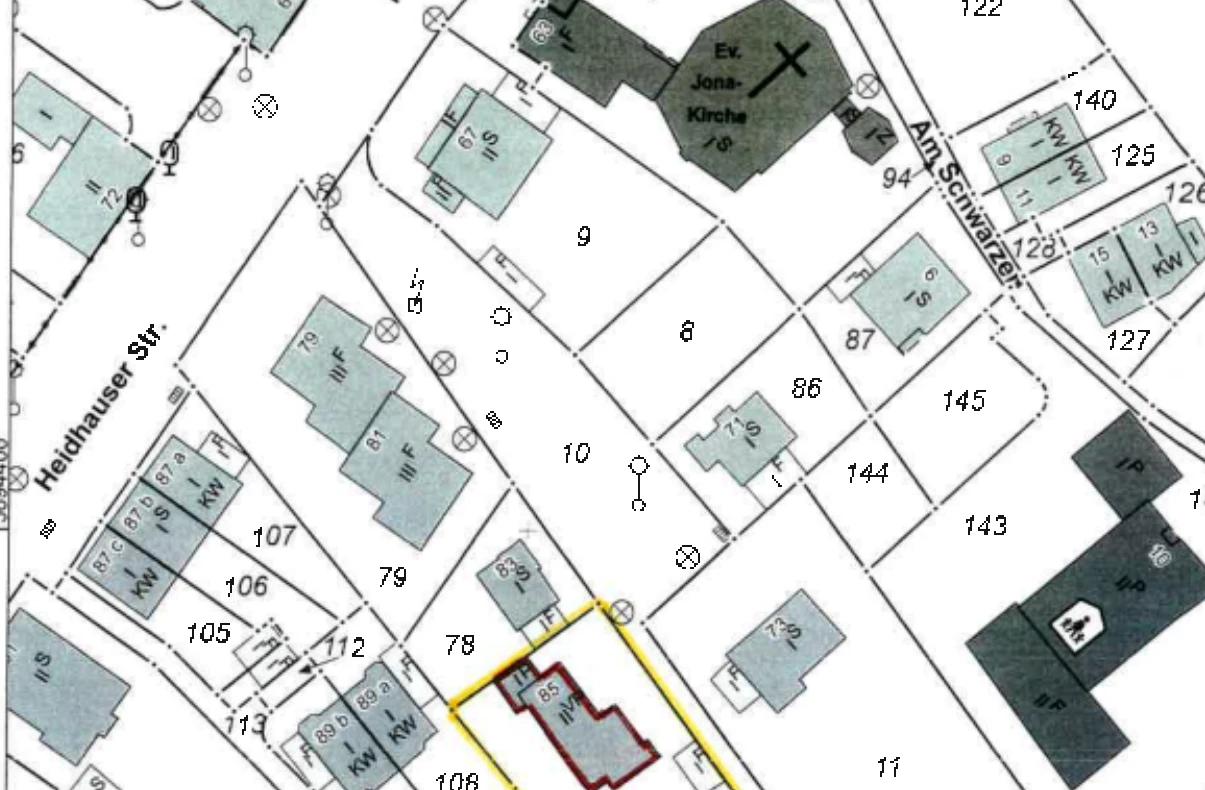 Garage, Einfamilienhaus mit integrierter Arztpraxis in Essen — Bild 2