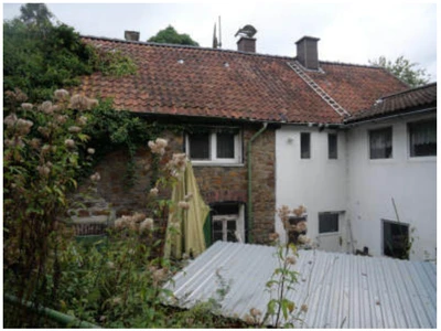Einfamilienhaus, Doppelhaushälfte, unbebautes Grundstück in Essen-Fischlaken