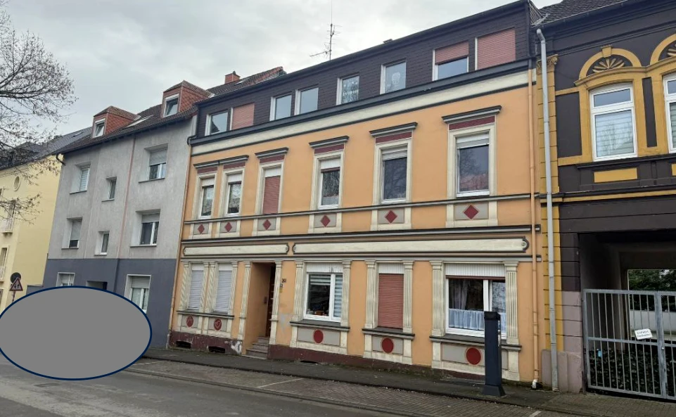 Mehrfamilienhaus, Gartenfläche in Essen — Bild 2
