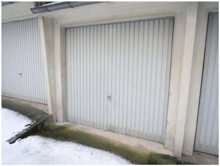 Garage, Eigentumswohnung (3 bis 4 Zimmer) in Essen — Bild 3