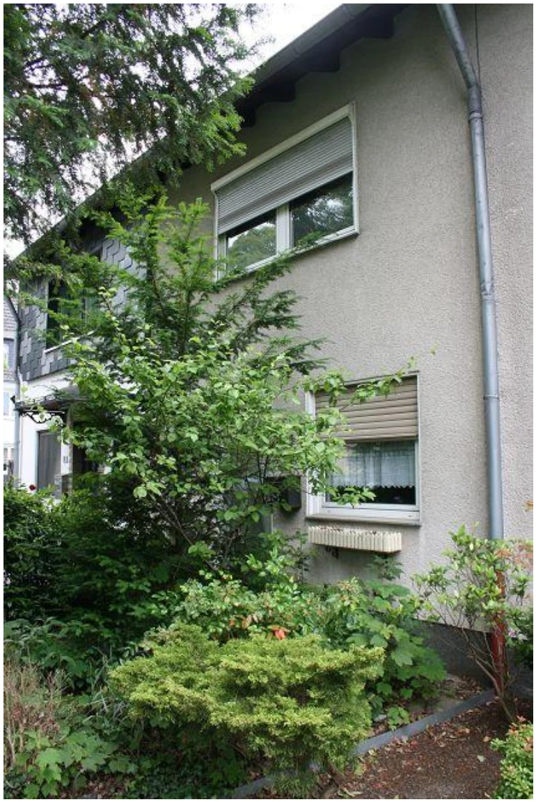 unbebautes Grundstück, Garage, Reihenhaus, Miteigentumsanteile an unbebauten Grundstücken in Essen — Bild 2