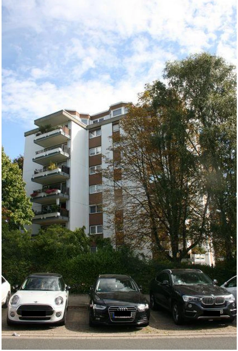 Kfz-Stellplatz (Tiefgarage), Eigentumswohnung (1 bis 2 Zimmer) in Essen — Bild 2