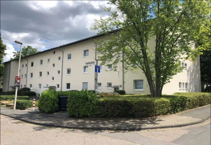 Kfz-Stellplatz, Eigentumswohnung (3 bis 4 Zimmer) in Bonn
