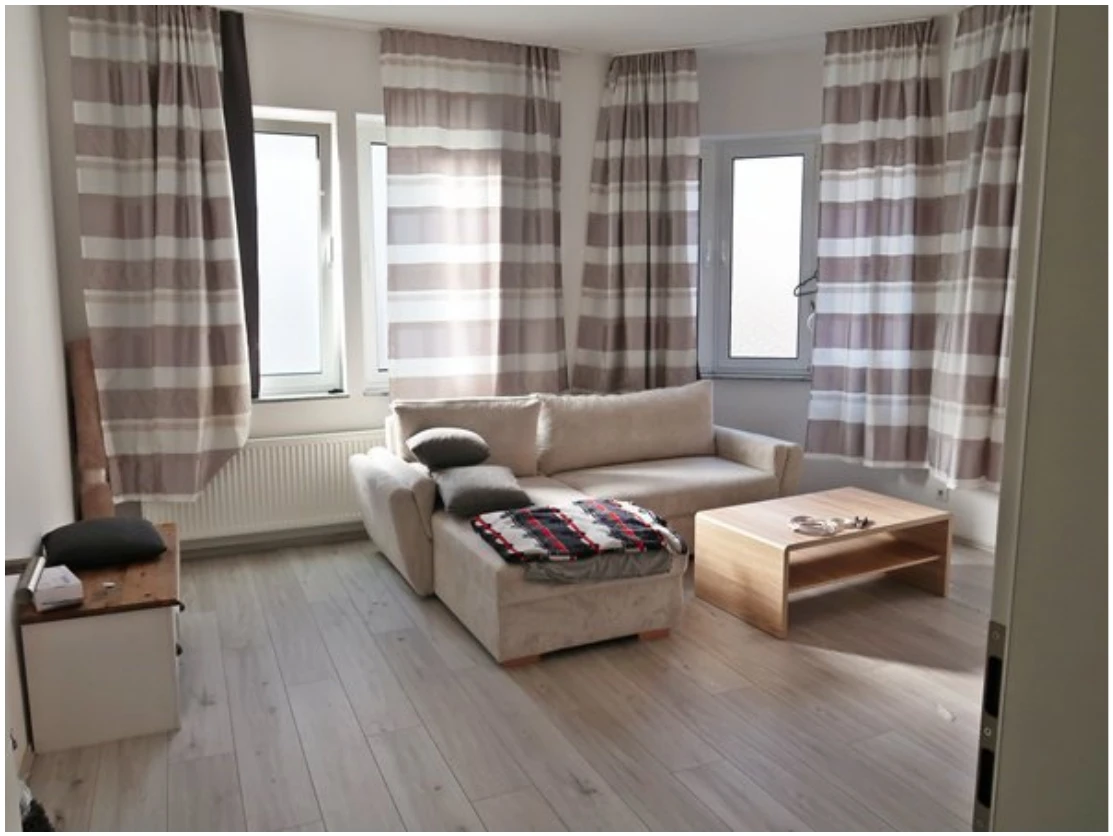 Wohn- und Geschäftshaus in Wuppertal — Bild 3