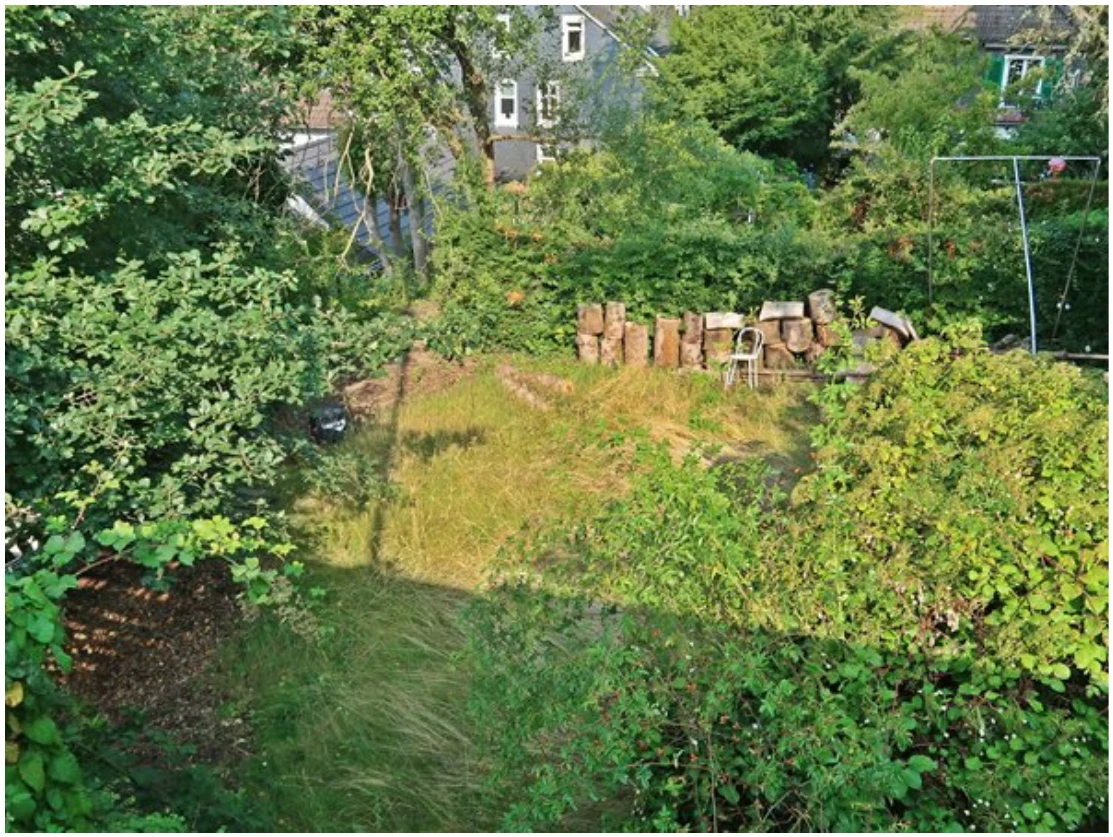 Wohnhaus, Einfamilienhaus mit Lagergebäude, 6 Garagen in Wuppertal — Bild 3