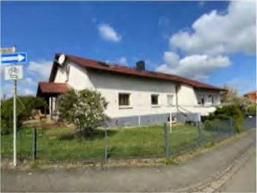 Mehrfamilienhaus, Gewerbeeinheit (z.B. Laden, Büro), Wohn-/Geschäftshaus in Reiskirchen