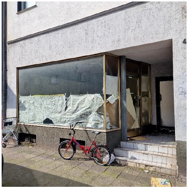 Mehrfamilienhaus in Krefeld — Bild 2