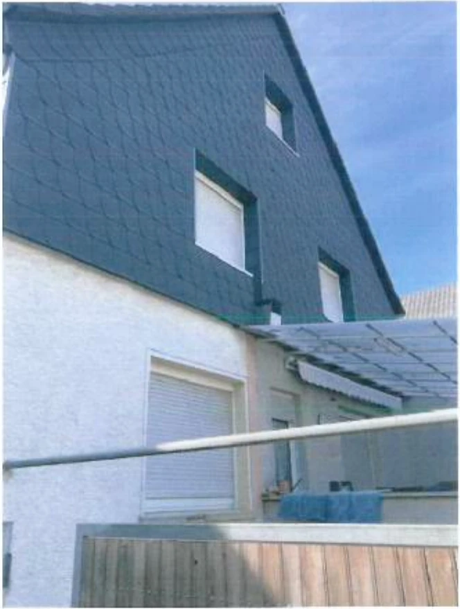 Zweifamilienhaus, Garage in Linden — Bild 2